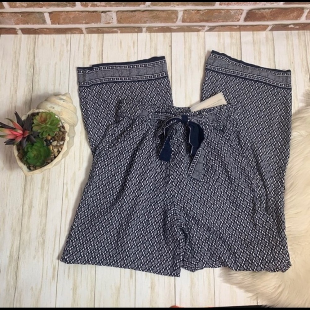 Navy blue & white high waist wide leg pants M